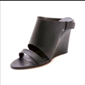 Vince Kasia Leather Wedge Sandal 6.5